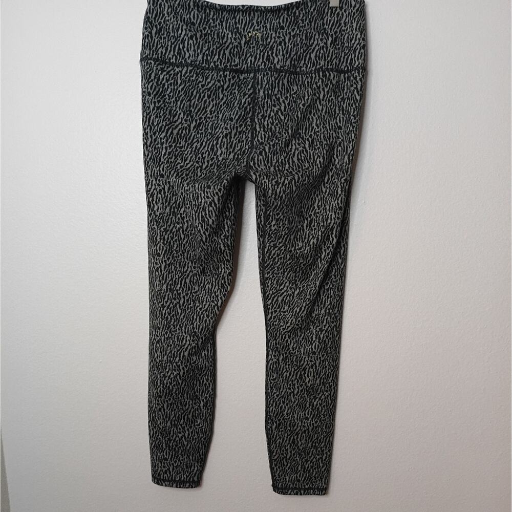 Varley Century Zebra Black and Gray Patterned Leggings 7/8